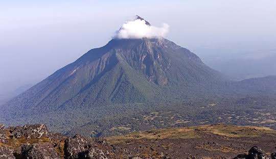Mount Karisimbi hike Rwanda: